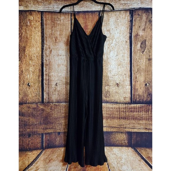 CUPCAKES & CASHMERE Jumpsuit - NWOT - Picture 3 of 5